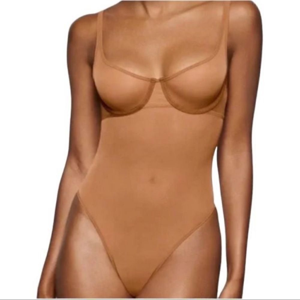 Skims Ultra Fine Mesh Underwire Thong Bodysuit NWT